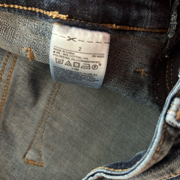 Old Navy maternity jeans.  Size 2 - Picture 3 of 3